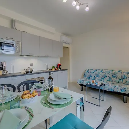 Mareazzurro Hill- Panorama View - Happy Appartement Civezza